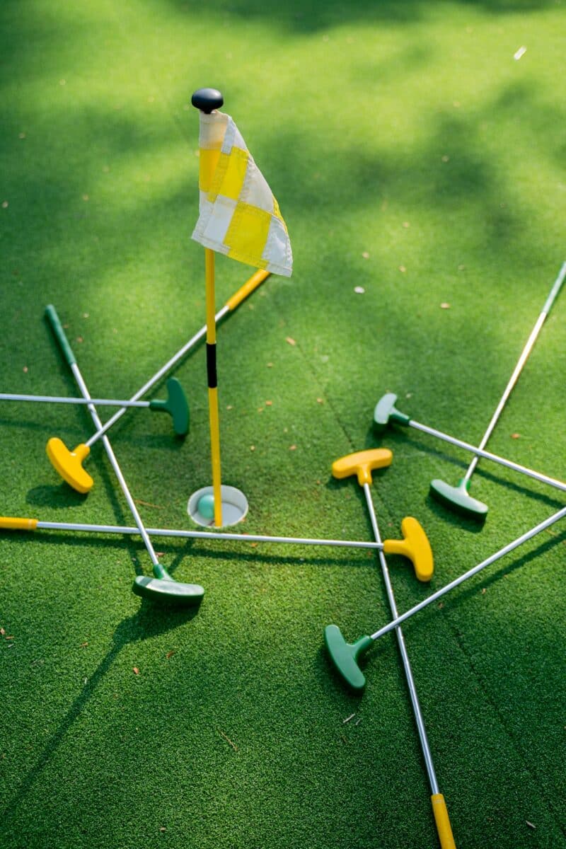 mini golf play in naples